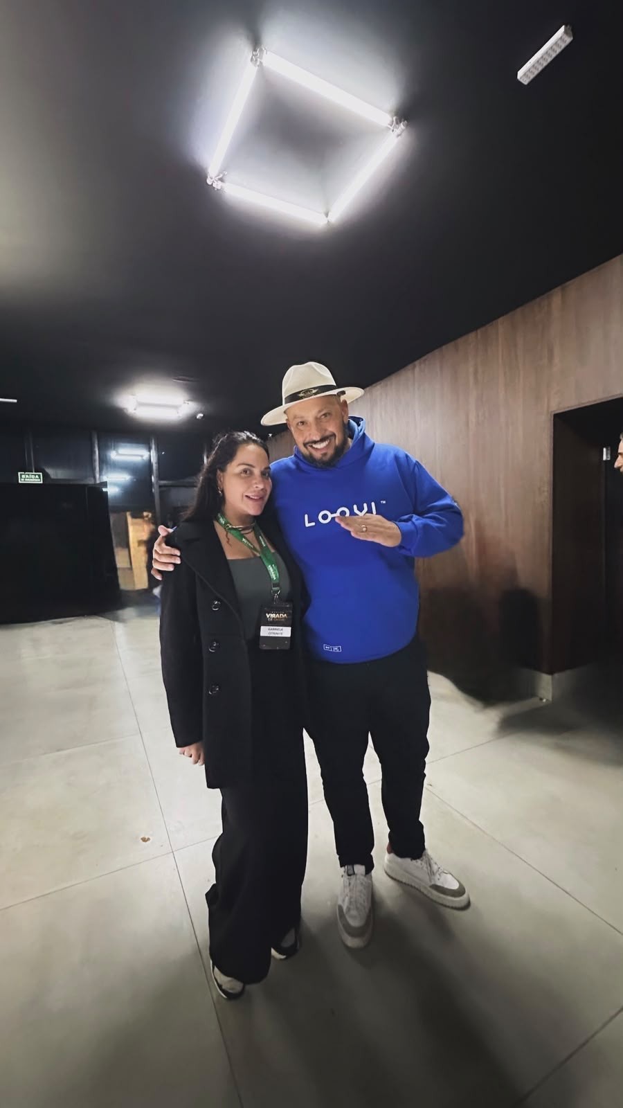 Bastidor de operação comercial presencial 12