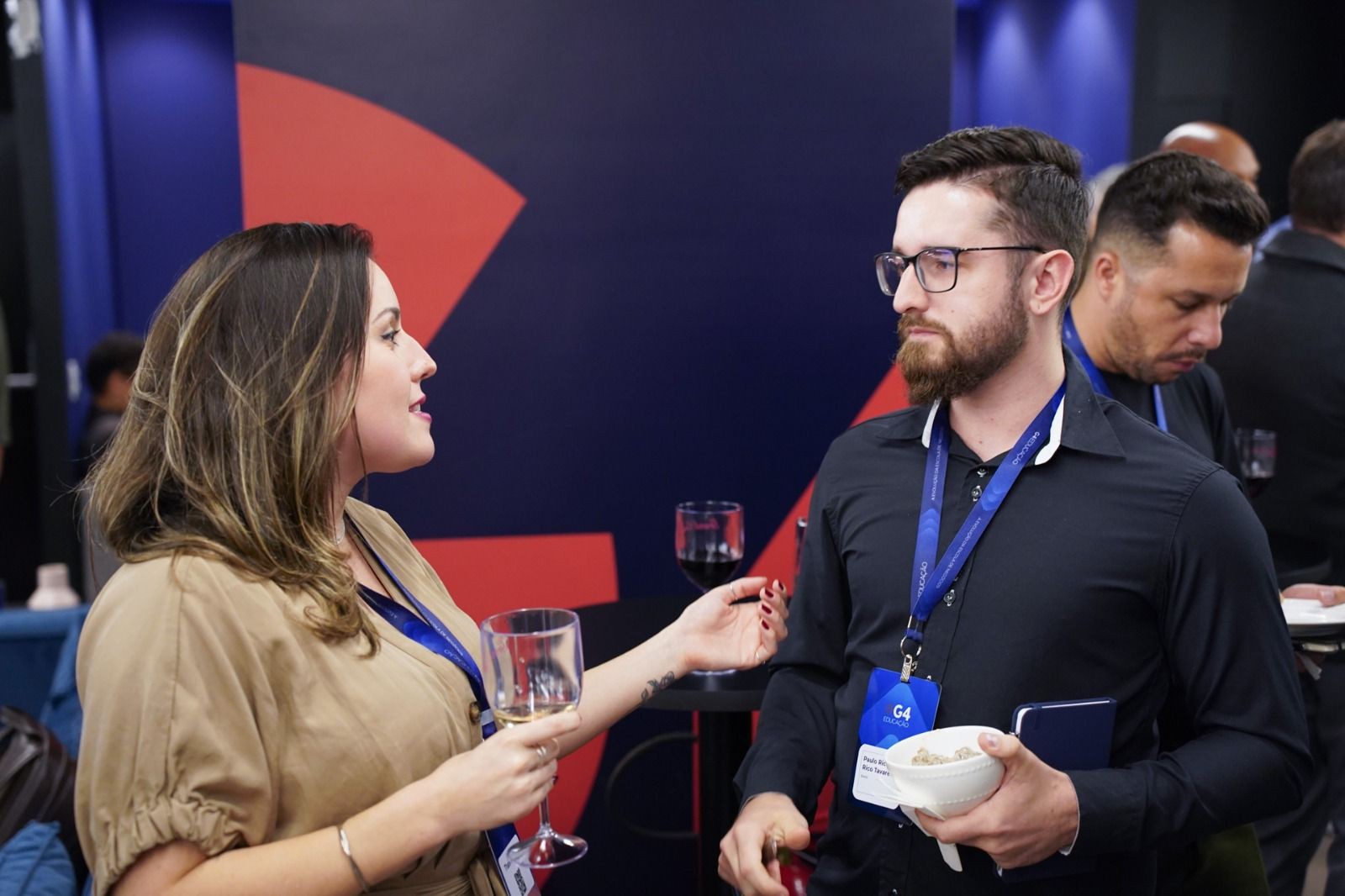 Bastidor de operação comercial presencial 4